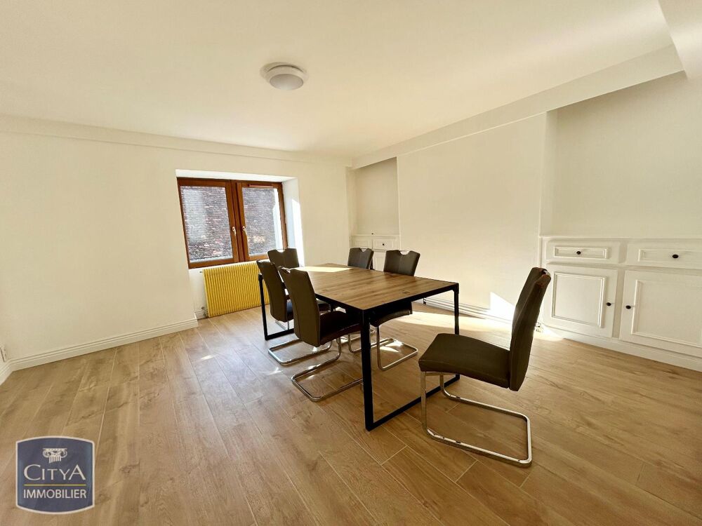 location Appartement - 5 pièce(s) - 120 m² Bourges (18000)