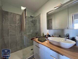  Appartement à louer 2 pièces 53 m²