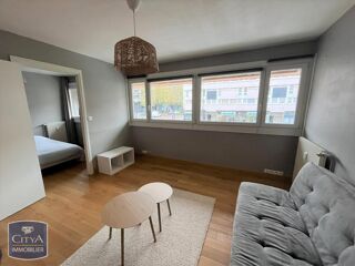  Appartement à louer 2 pièces 38 m²