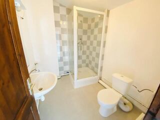 Appartement à louer 3 pièces 93 m²