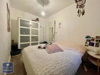  Appartement à louer 2 pièces 32 m²