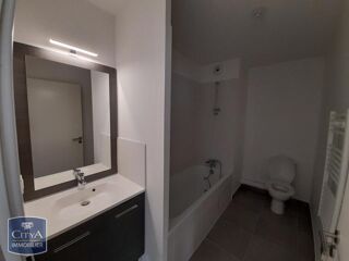  Appartement à louer 3 pièces 69 m²