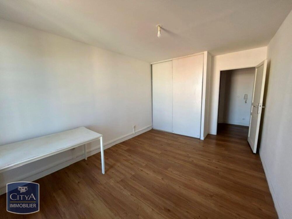 location Appartement - 3 pièce(s) - 72 m² Marseille 2