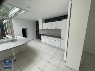  Maison à louer 4 pièces 148 m²