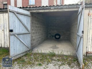  Parking / Garage à louer 13 m²