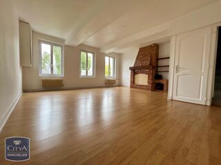  Appartement à louer 4 pièces 88 m²