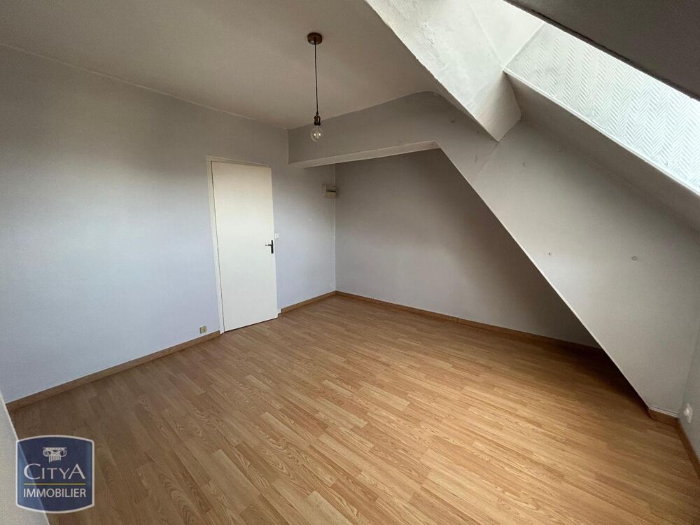 location Appartement - 2 pièce(s) - 29 m² Saint-Quentin (02100)
