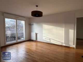  Appartement à louer 3 pièces 66 m²