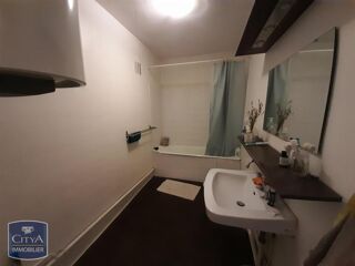 location Appartement - 3 pièce(s) - 83 m² Lyon 3