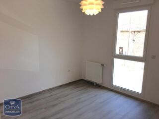  Appartement à louer 2 pièces 57 m²