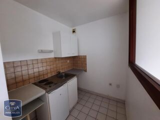  Appartement à louer 1 pièce 32 m²