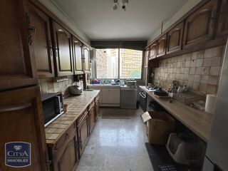  Appartement à louer 4 pièces 92 m²