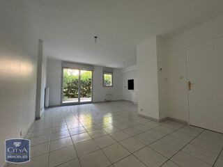  Appartement à louer 3 pièces 65 m²