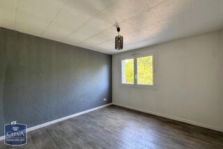  Appartement à louer 3 pièces 71 m²