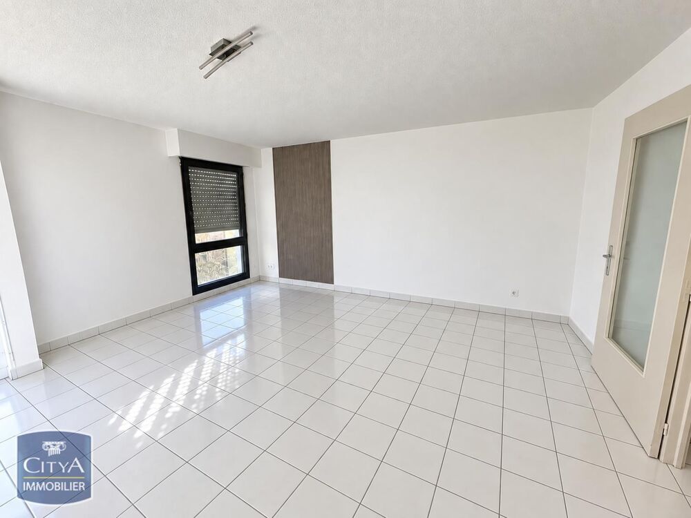 location Appartement - 2 pièce(s) - 48 m² Nîmes (30000)