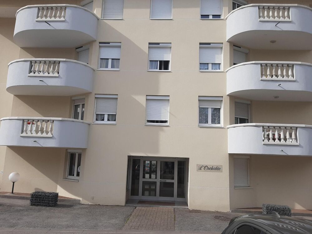 location Appartement - 3 pièce(s) - 78 m² Andrézieux-Bouthéon (42160)