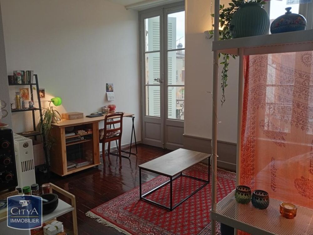 location Appartement - 1 pièce(s) - 20 m² Vic-le-Comte (63270)