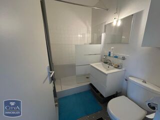  Appartement à louer 2 pièces 44 m²