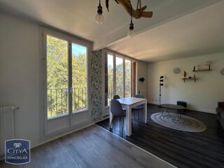  Appartement à louer 3 pièces 56 m²