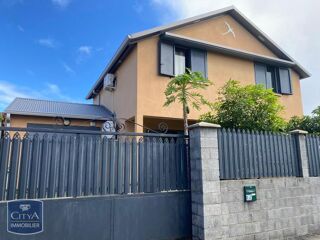  Maison à louer 4 pièces 105 m²