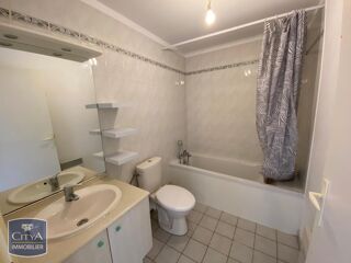 Appartement à louer 2 pièces 46 m²