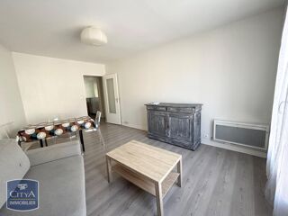  Appartement à louer 3 pièces 55 m²