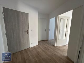  Appartement à louer 3 pièces 60 m²