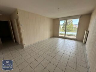  Appartement à louer 3 pièces 68 m²
