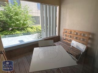  Appartement à louer 1 pièce 32 m²