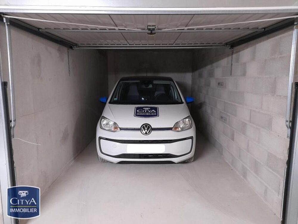 location Parking / Garage Cholet (49300)