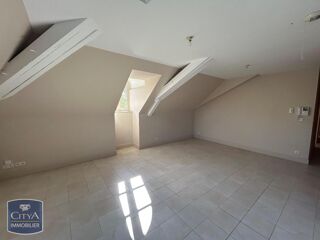  Appartement à louer 3 pièces 67 m²