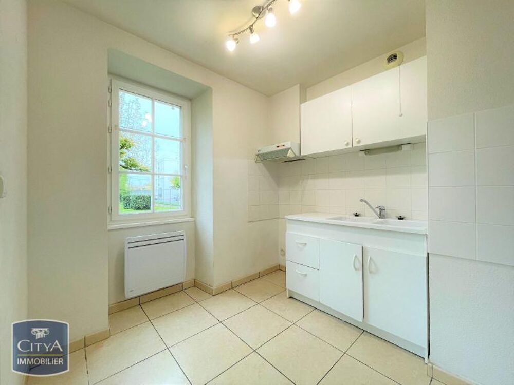 location Appartement - 3 pièce(s) - 68 m² Coutras (33230)