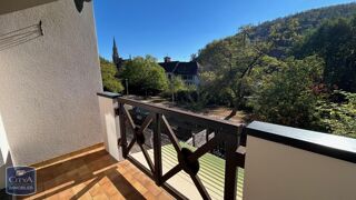  Appartement à louer 4 pièces 82 m²