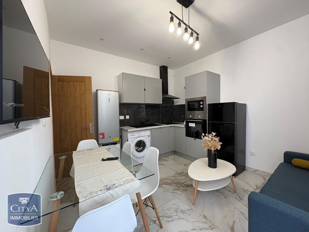 À LOUER : Charmante maison T3 située dans la ville dynam....