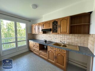  Appartement à louer 3 pièces 65 m²