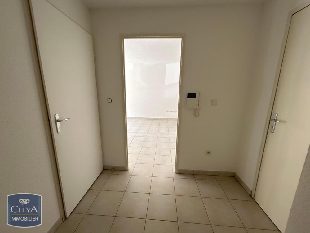 location Appartement - 2 pièce(s) - 47 m² Grand-Charmont (25200)