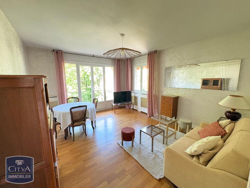 À LOUER : Appartement de type 2P+C meublé situé dans le ....