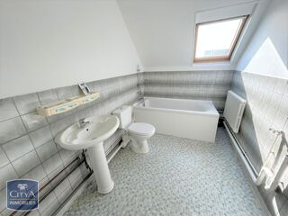  Appartement à louer 3 pièces 52 m²