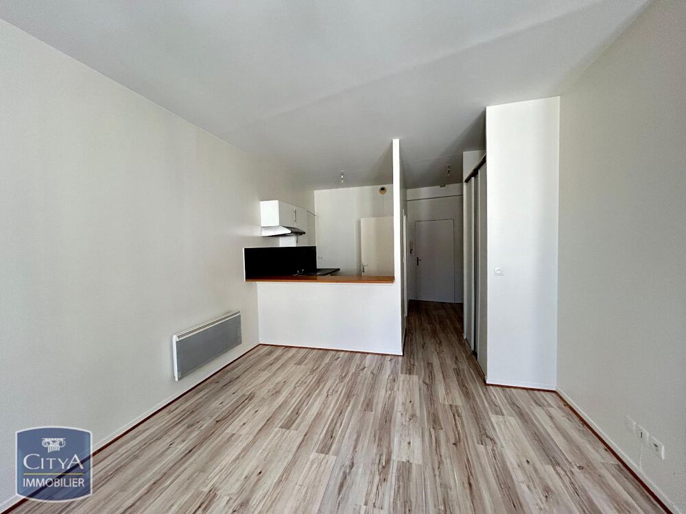À louer : Découvrez ce charmant appartement rénové de ty....