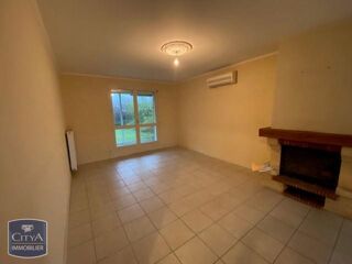  Maison à louer 3 pièces 81 m²