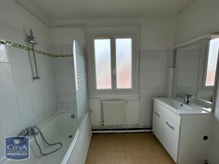  Appartement à louer 3 pièces 67 m²