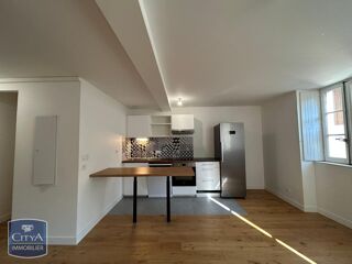  Appartement à louer 3 pièces 49 m²