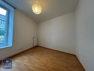  Appartement à louer 2 pièces 45 m²