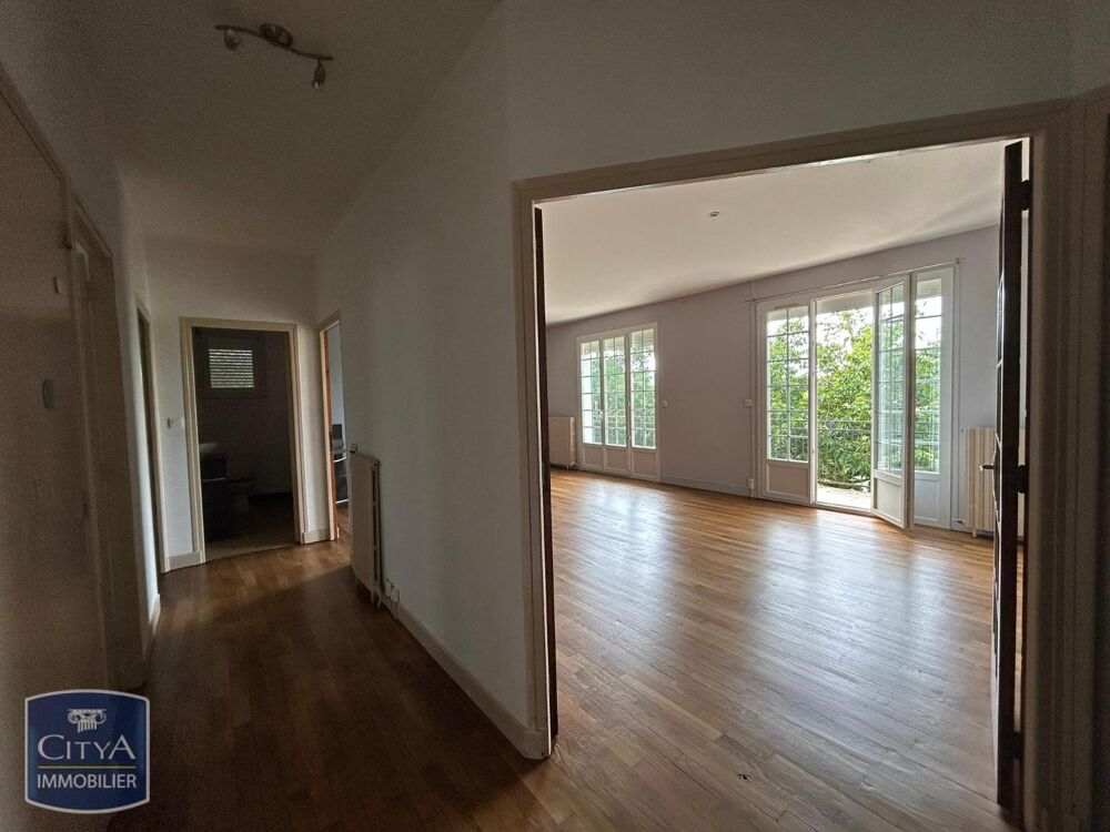 location Maison - 3 pièce(s) - 104 m² Varetz (19240)