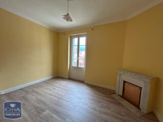 Appartement à louer 4 pièces 91 m²