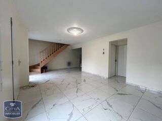  Maison à louer 4 pièces 82 m²