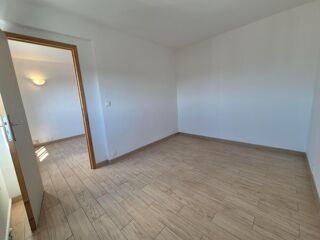  Appartement à louer 2 pièces 29 m²