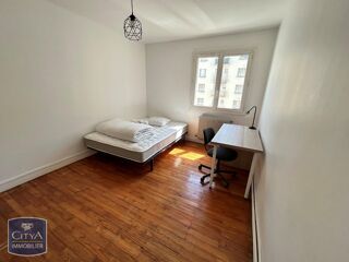  Appartement à louer 4 pièces 67 m²