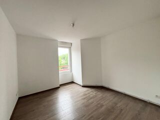  Appartement à louer 4 pièces 90 m²