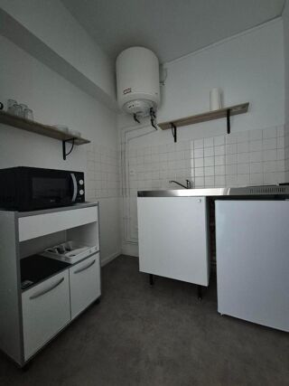  Appartement à louer 1 pièce 27 m²